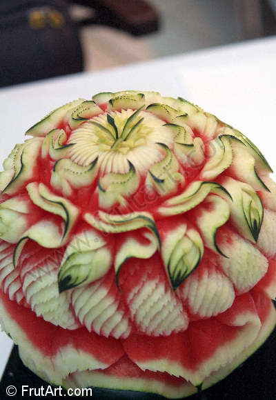 Wettbewerbe. FrutArt. Galerie von Bildern. Gemuse Snitchzen. FruitArt. Fruit Art.